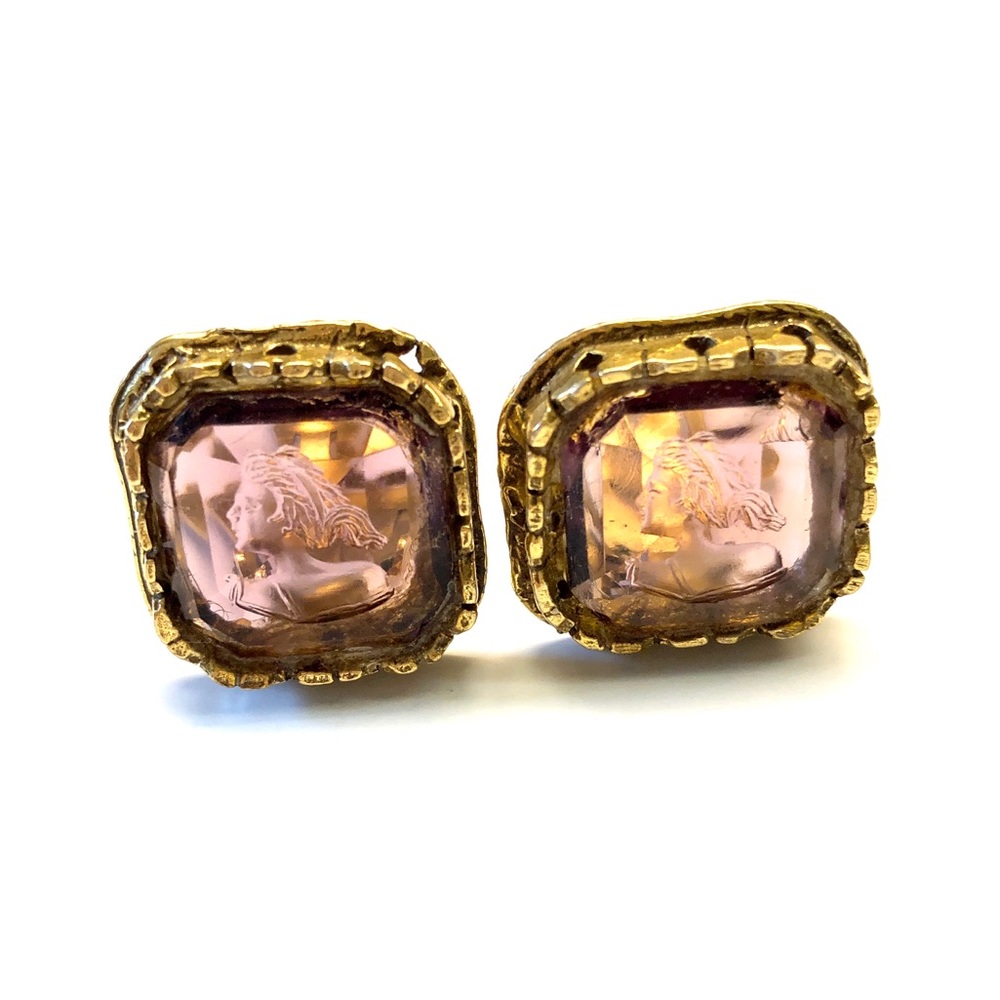 Vintage Cameo Clip-on Earrings